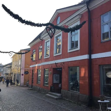 Remuganes - Porvoon Linna * Porvoo
