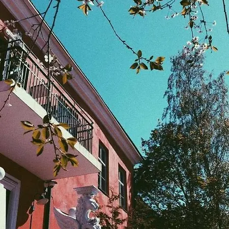 Remuganes - Porvoon Linna * بورفو